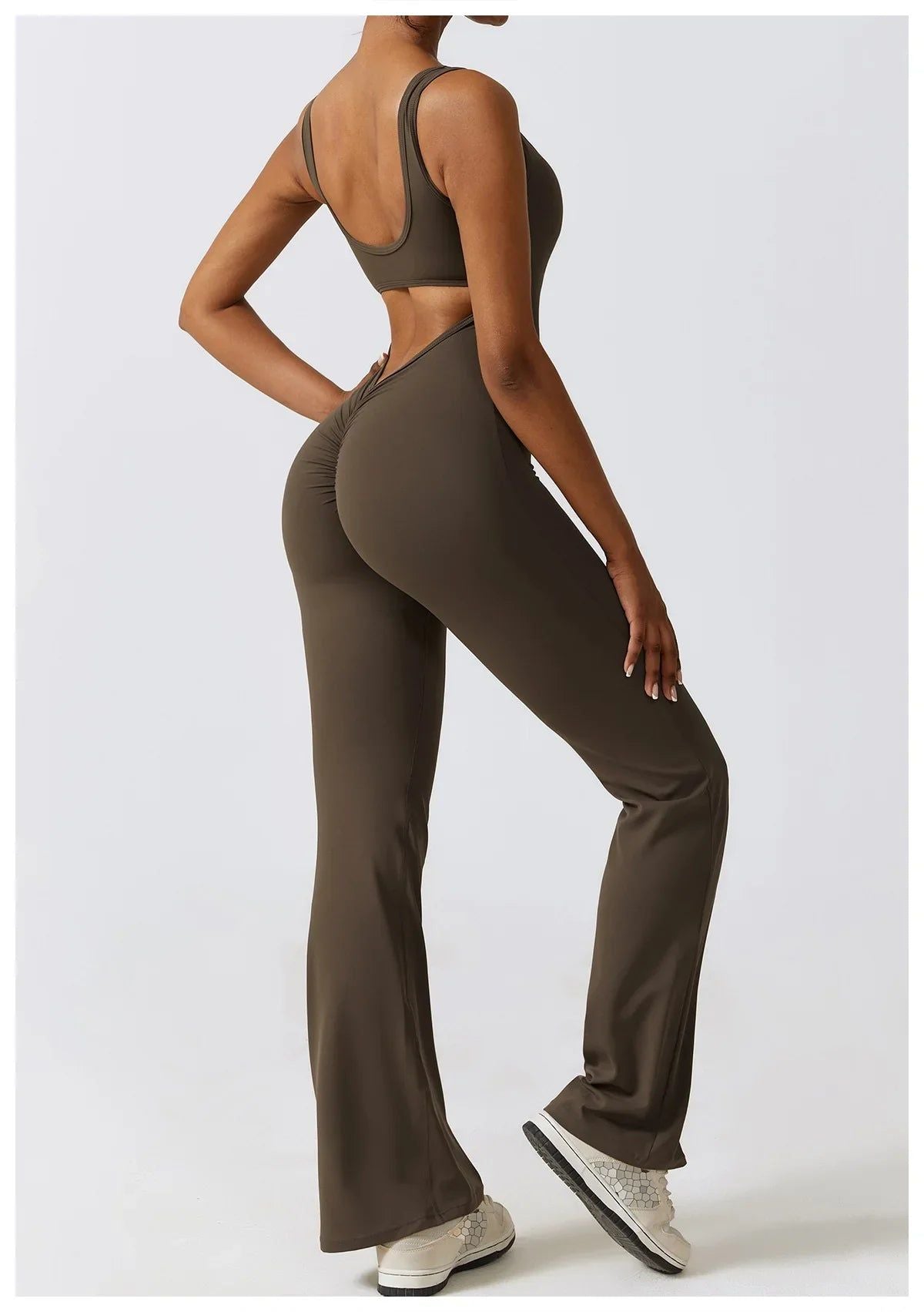 VogueFlare - V-Back Flared Viral Backless Jumpsuit - Luceroclub.com